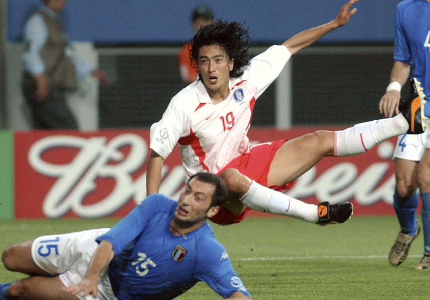 Hình ảnh Hàn Quốc đánh bại Ý tại World Cup 2002/China News Service